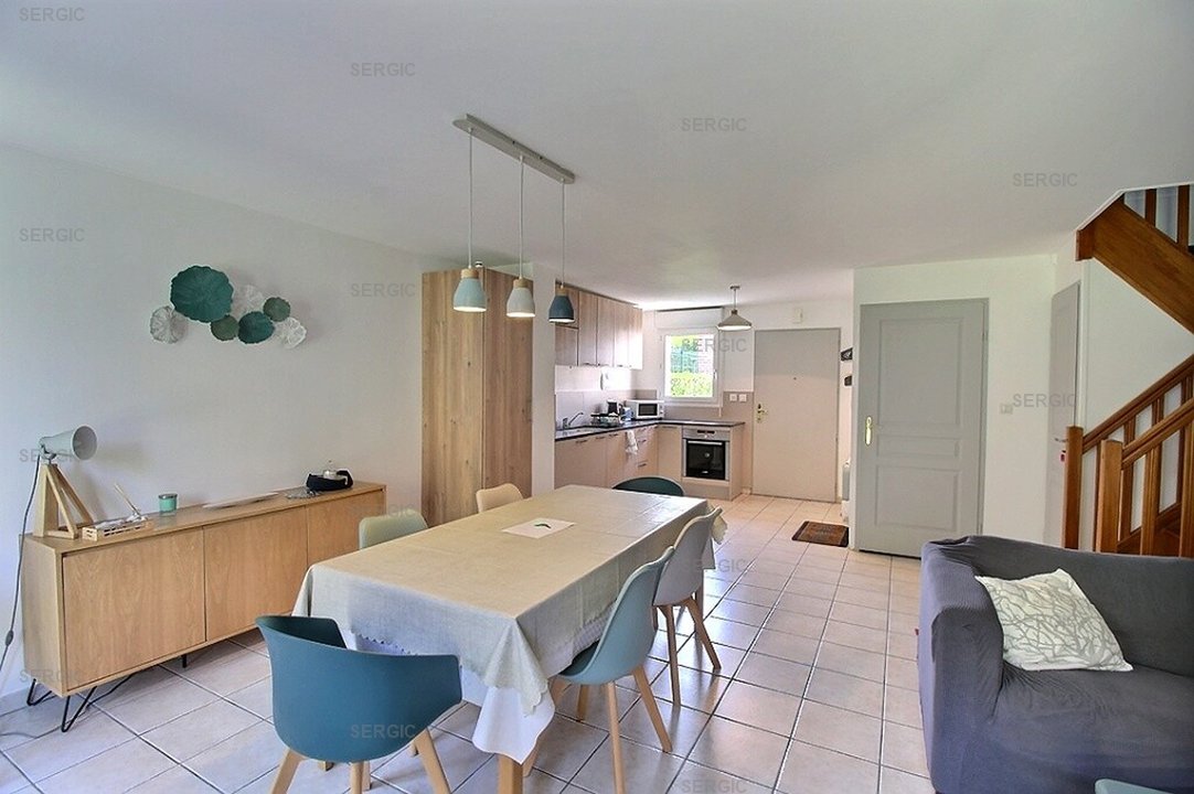 /picture/helios/118055001/PORT 2 A /2_2025-12-07CET00h00-11.jpg